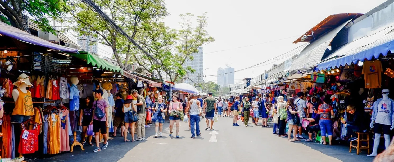 ตลาดนัด